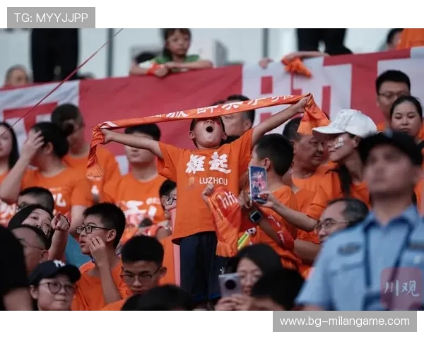 “球迷见证：最火爆的现场应援瞬间”，篮球比赛应援