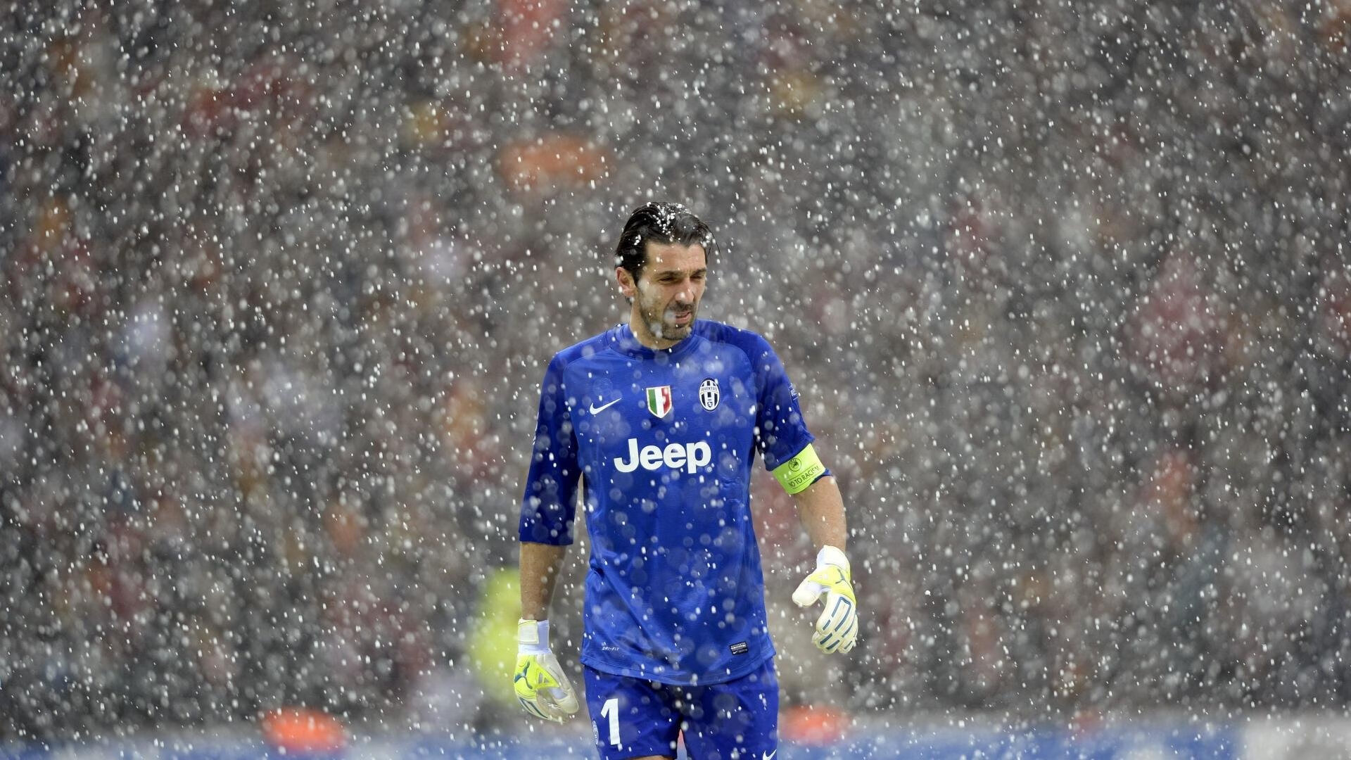 世界书店夜跑节 路线从一家书店跑到另一家